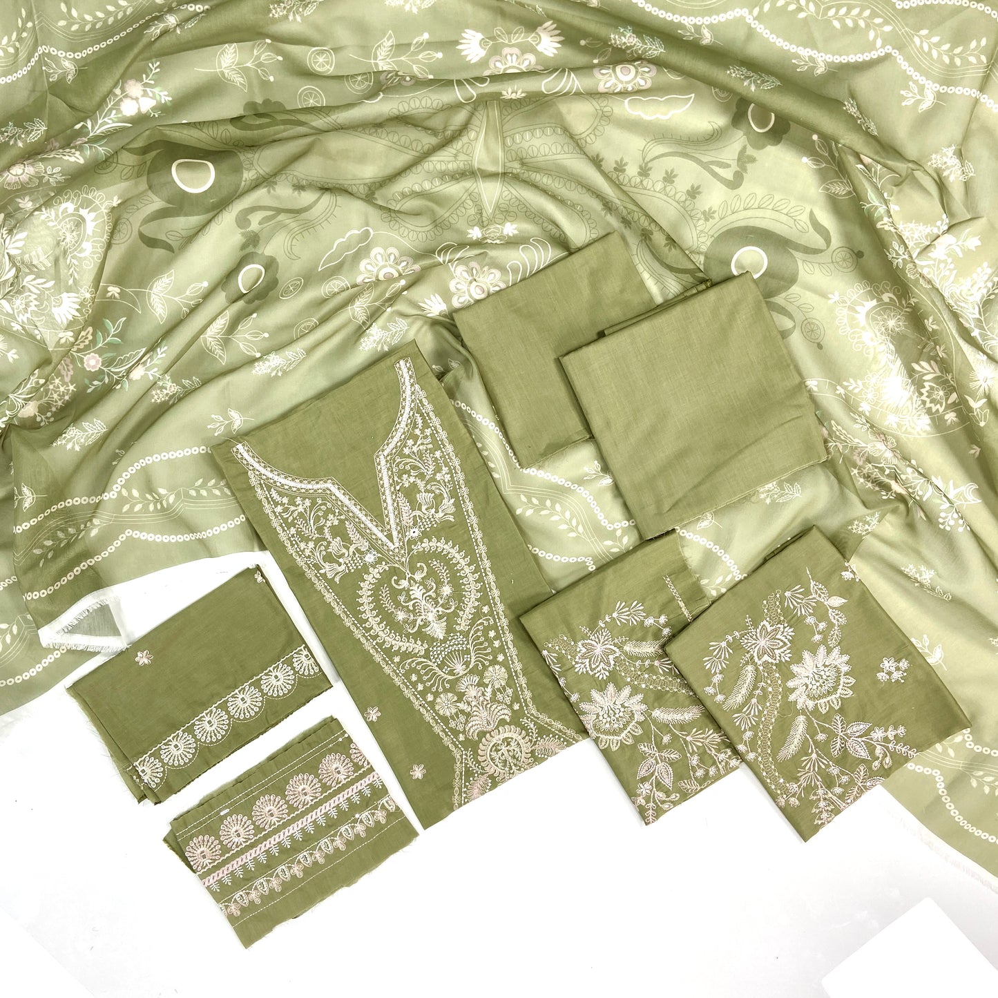 Maria B Embroidered Lawn 3PC