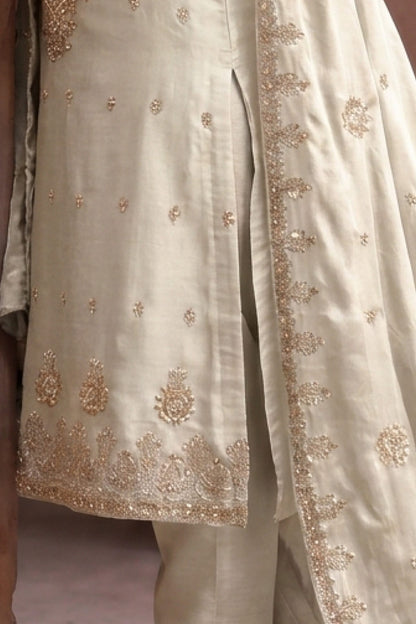 Aroob | Lava Silk | Fatima Bano