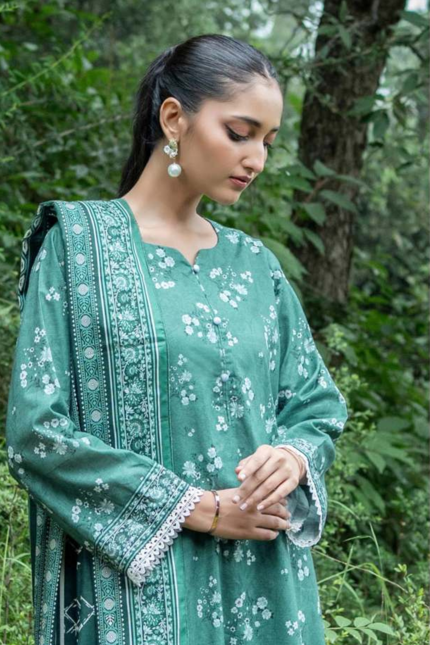 Zesh Airjet Printed Khaddar 3PC