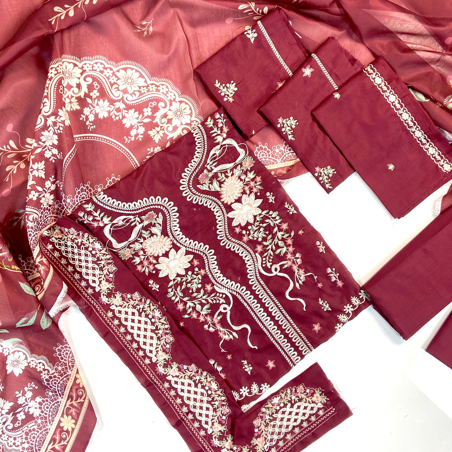 Maria B Embroidered Lawn 3PC