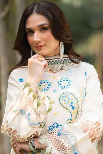 Angan By Mahnur | Lawn'26