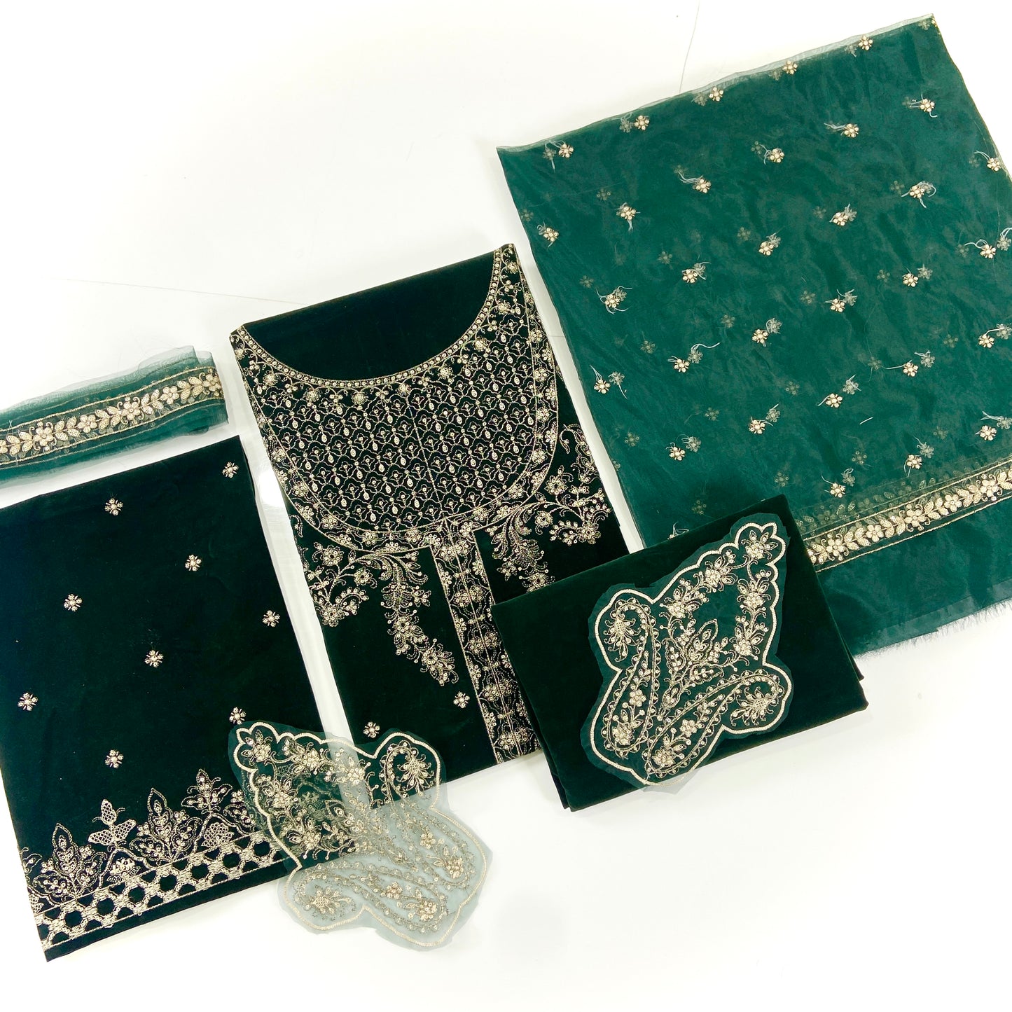 Maria B Sweet Velvet Embroidered 3PC
