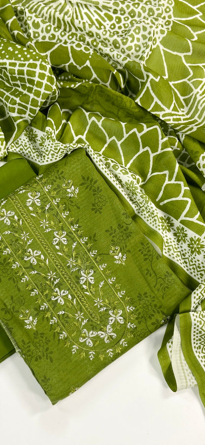 Anaya Noor Bana Dora Embroidered Lawn 3PC