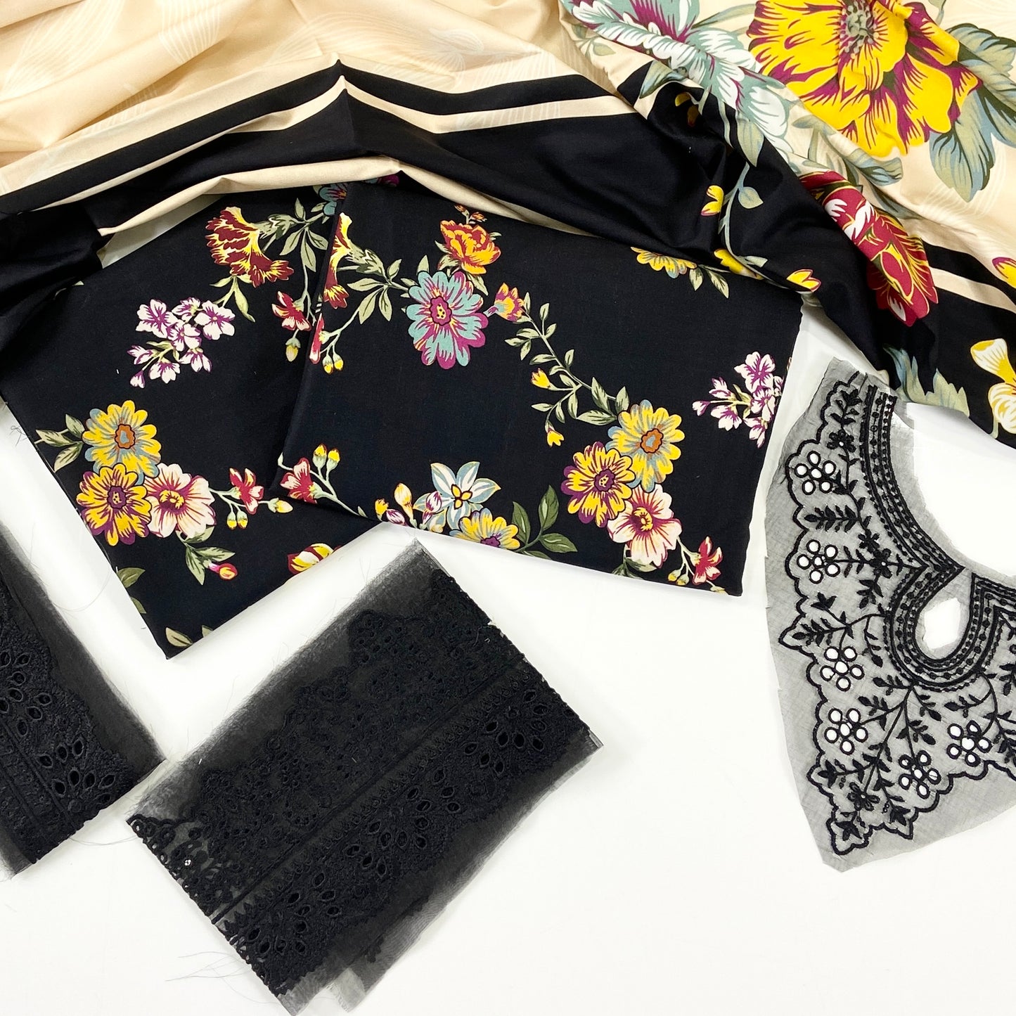 Baroque Printed Linen With Emb Patches 3PC