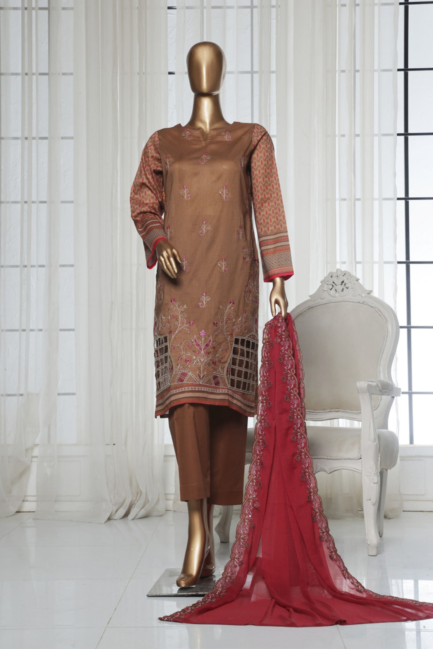 Vasl By Aifa Fancy Emb Lawn 3PC