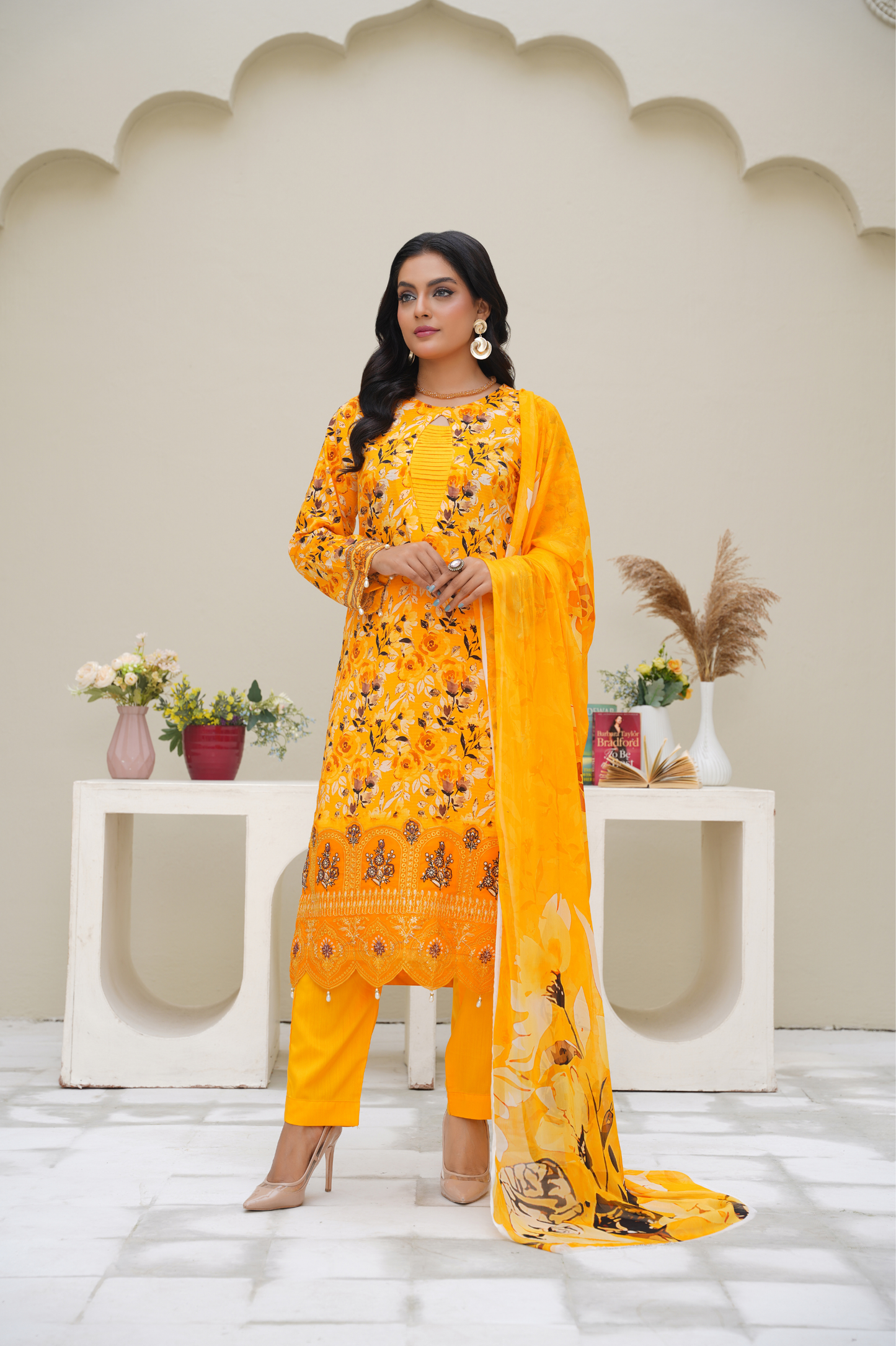 Anaya – Aaghaz-e-Sardi 3PC Viscose Suit