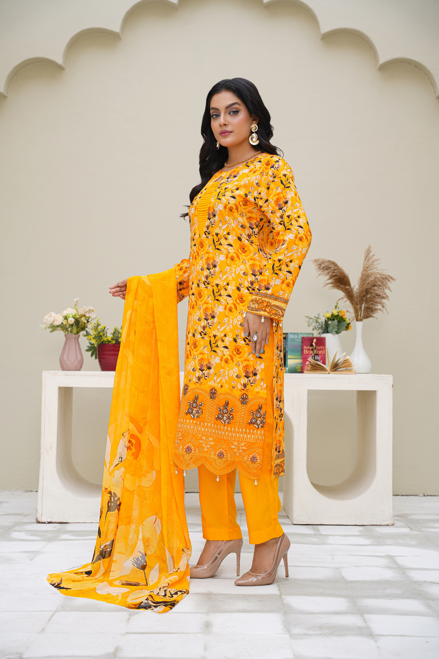 Anaya – Aaghaz-e-Sardi 3PC Viscose Suit