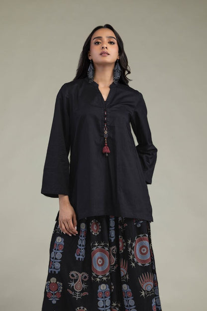 Khaadi Plain Embroidered Stitched Lawn 2PC