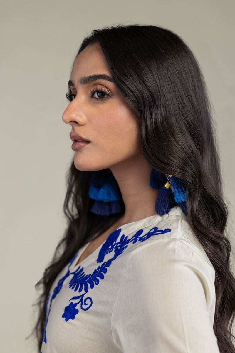Khaadi Plain Embroidered Stitched Lawn 2PC