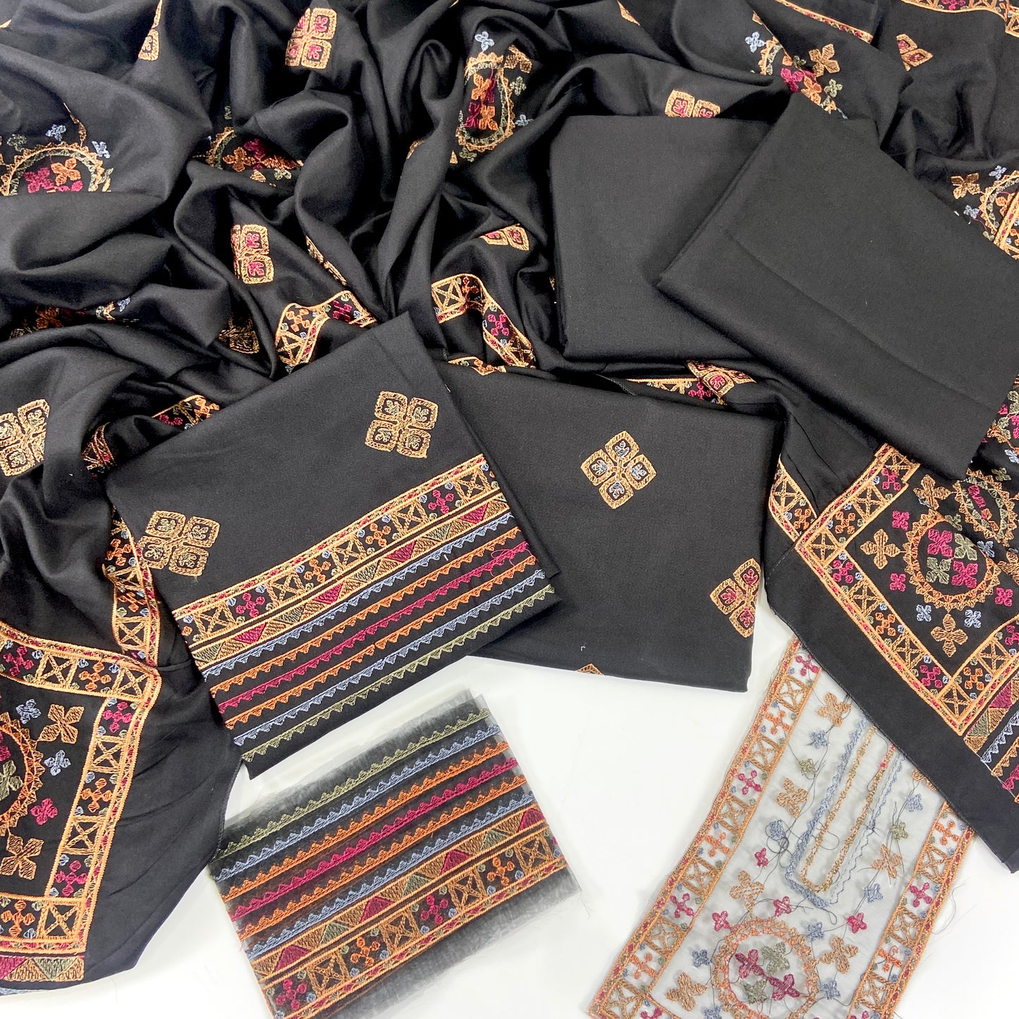 Bareeze Luxury Emb Dhanak Marina 3PC