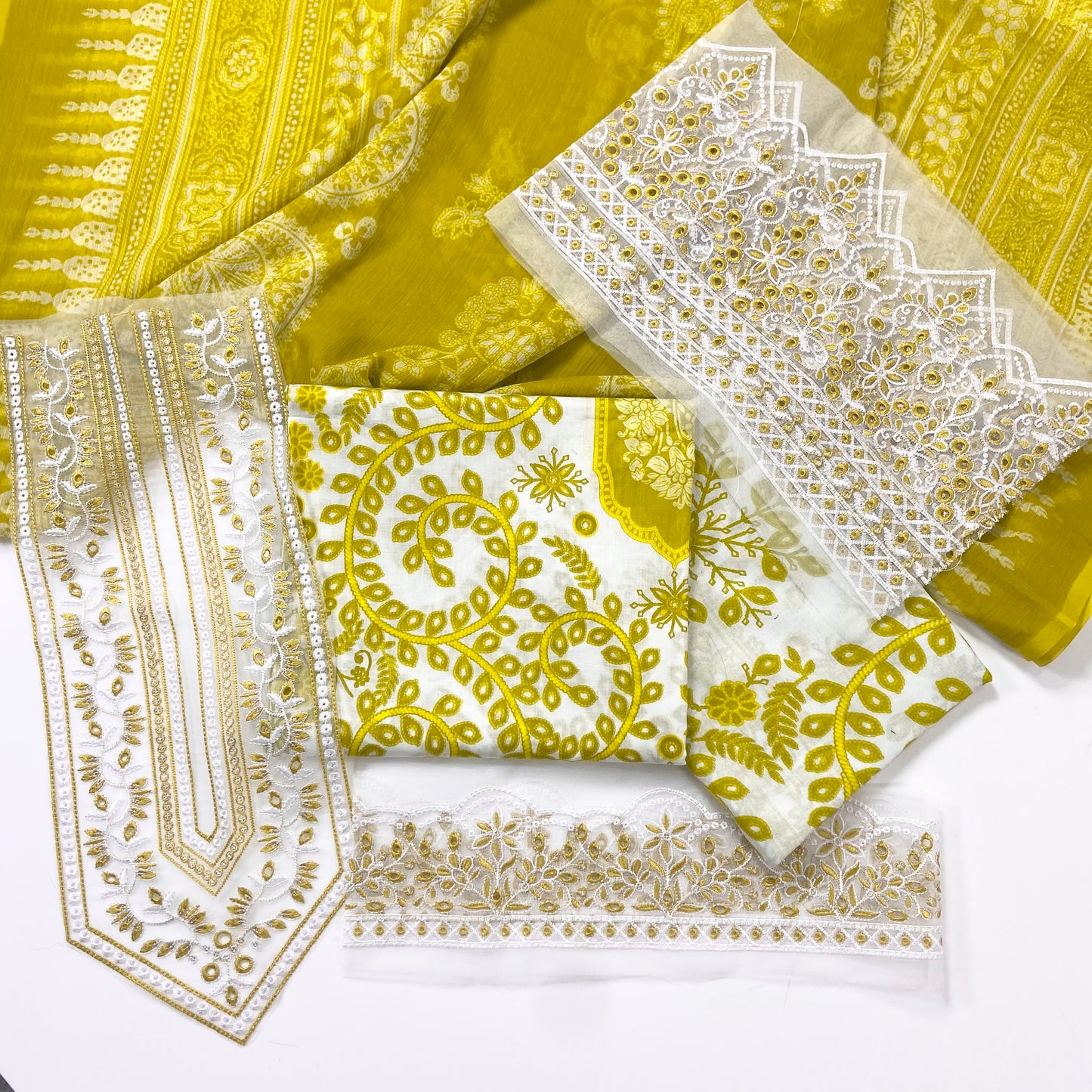 Maria B Emb Luxury Lawn 3PC
