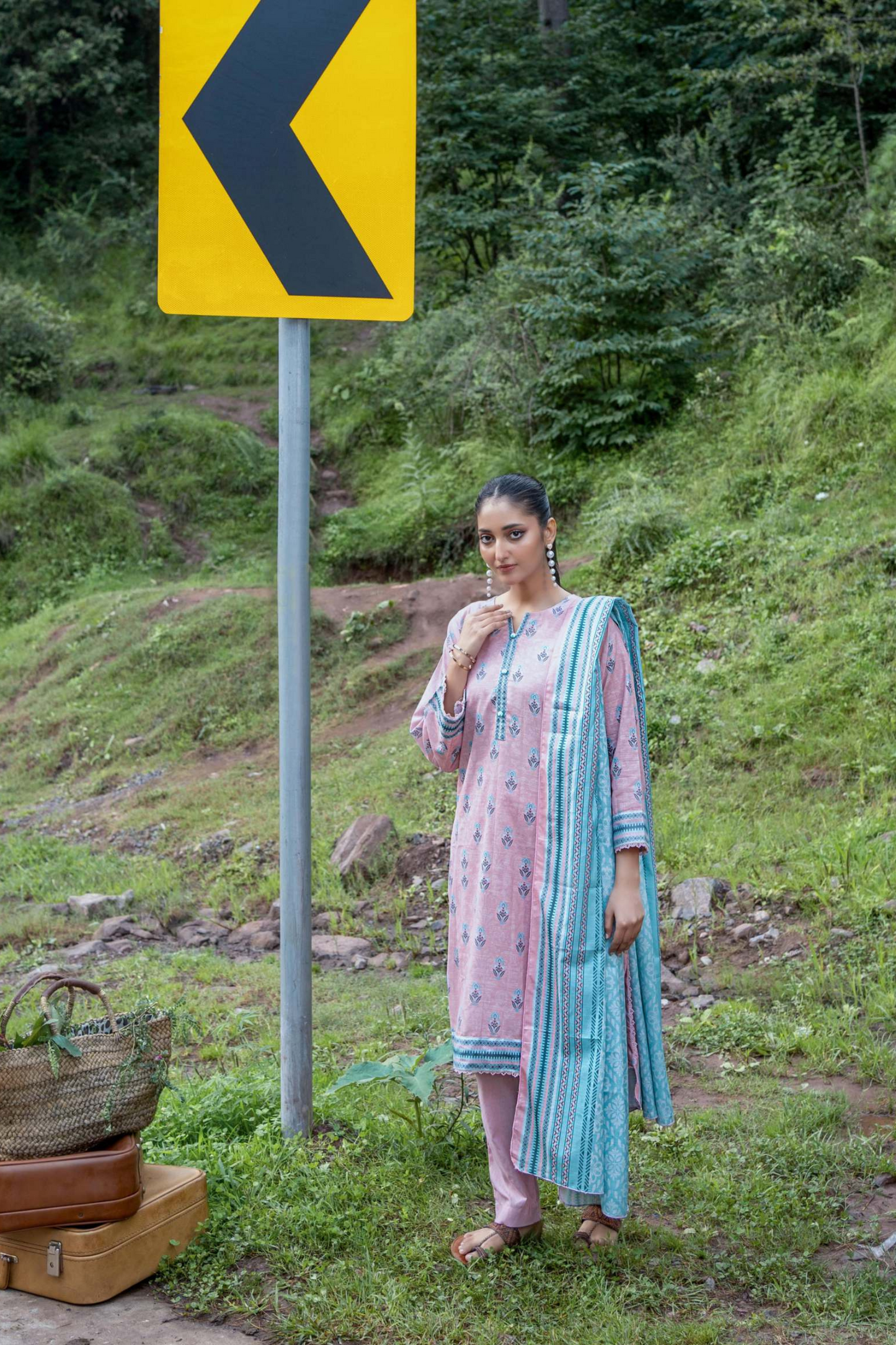 Zesh Airjet Printed Khaddar 3PC