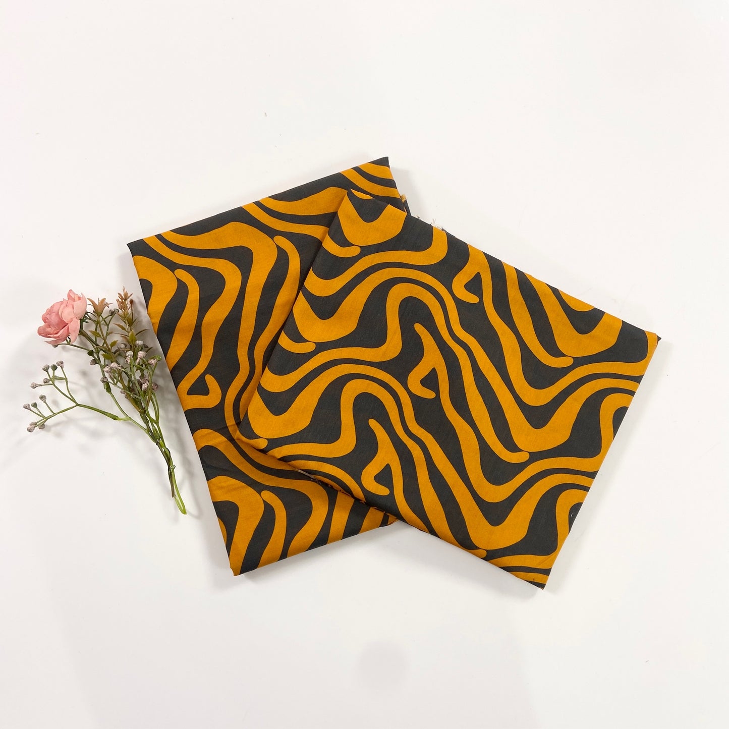 Florent Digital Printed All Over Lawn 2PC