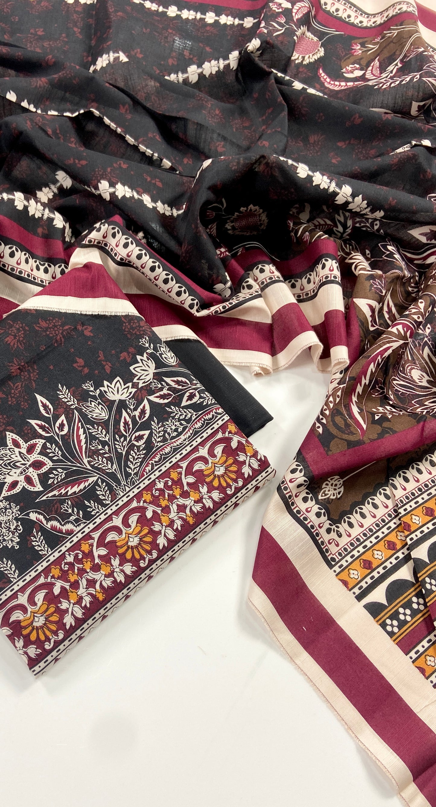 Narmin By Narkins Printed Khaddar 3PC