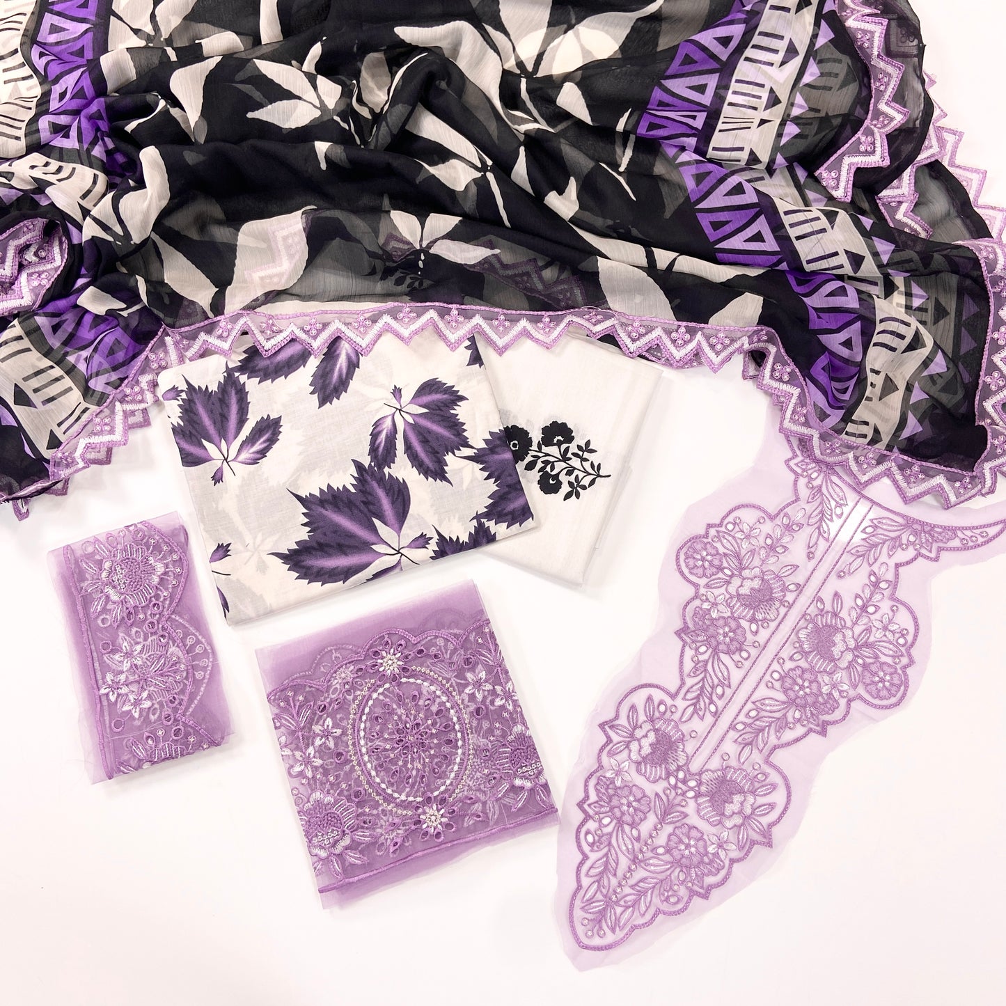 Mahnur Emb Luxury Lawn-3PC