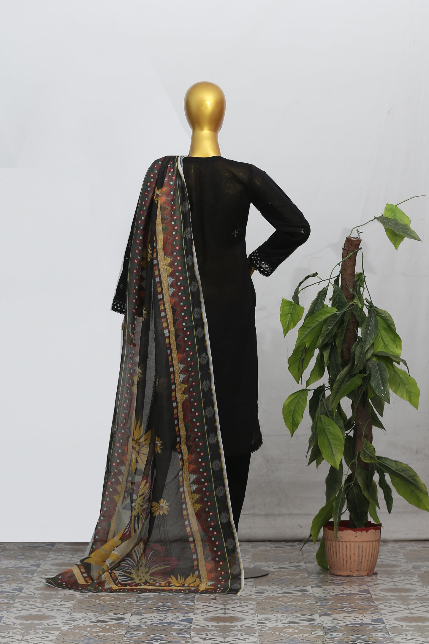 Zarqash By Anaya Noor Heavy Emb With Neno Kara 3PC