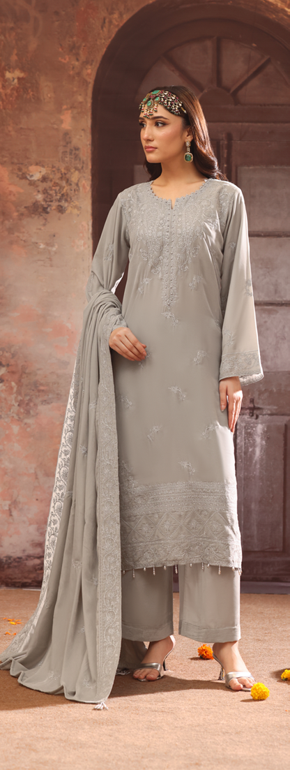 Makhmal By Zarineh Luxury Embroidered Velvet 3PC