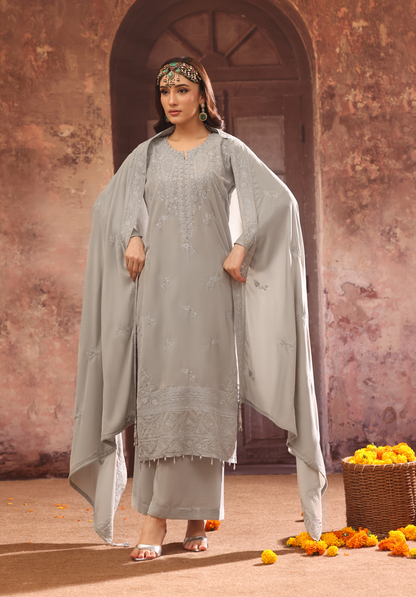 Makhmal By Zarineh Luxury Embroidered Velvet 3PC