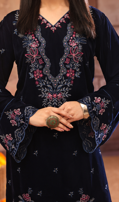 Makhmal By Zarineh Luxury Embroidered Velvet 3PC