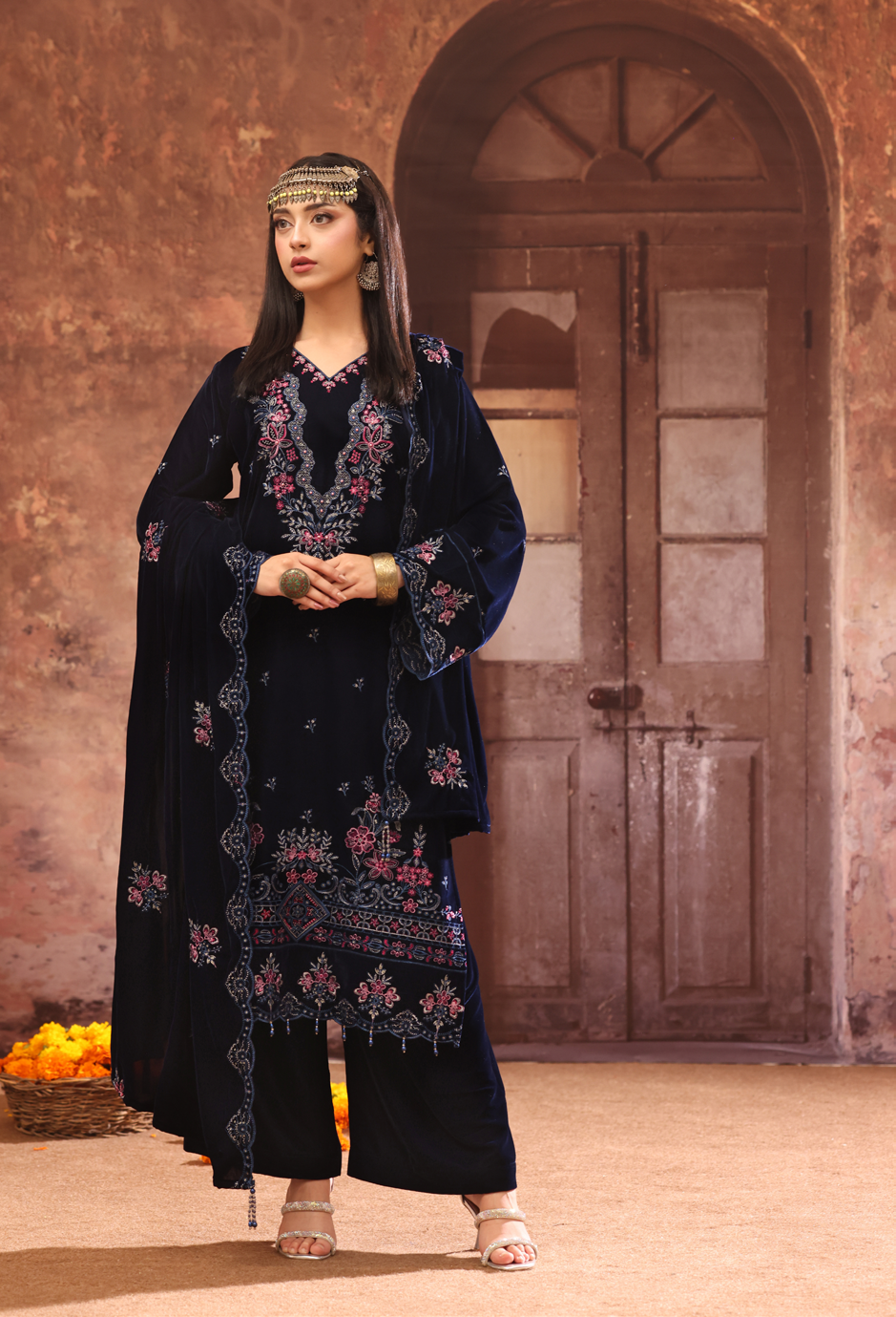 Makhmal By Zarineh Luxury Embroidered Velvet 3PC