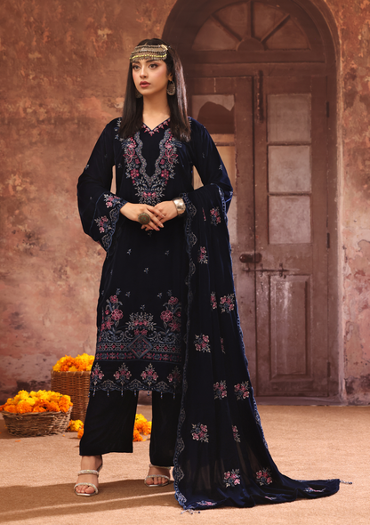 Makhmal By Zarineh Luxury Embroidered Velvet 3PC