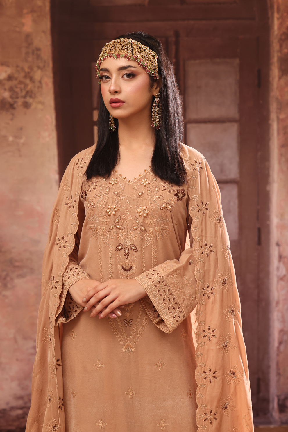 Makhmal By Zarineh Luxury Embroidered Velvet 3PC