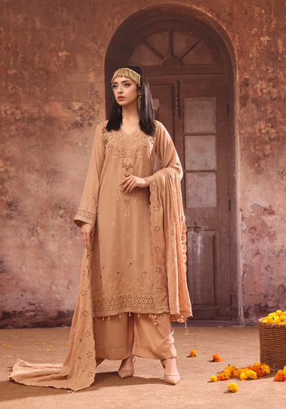 Makhmal By Zarineh Luxury Embroidered Velvet 3PC