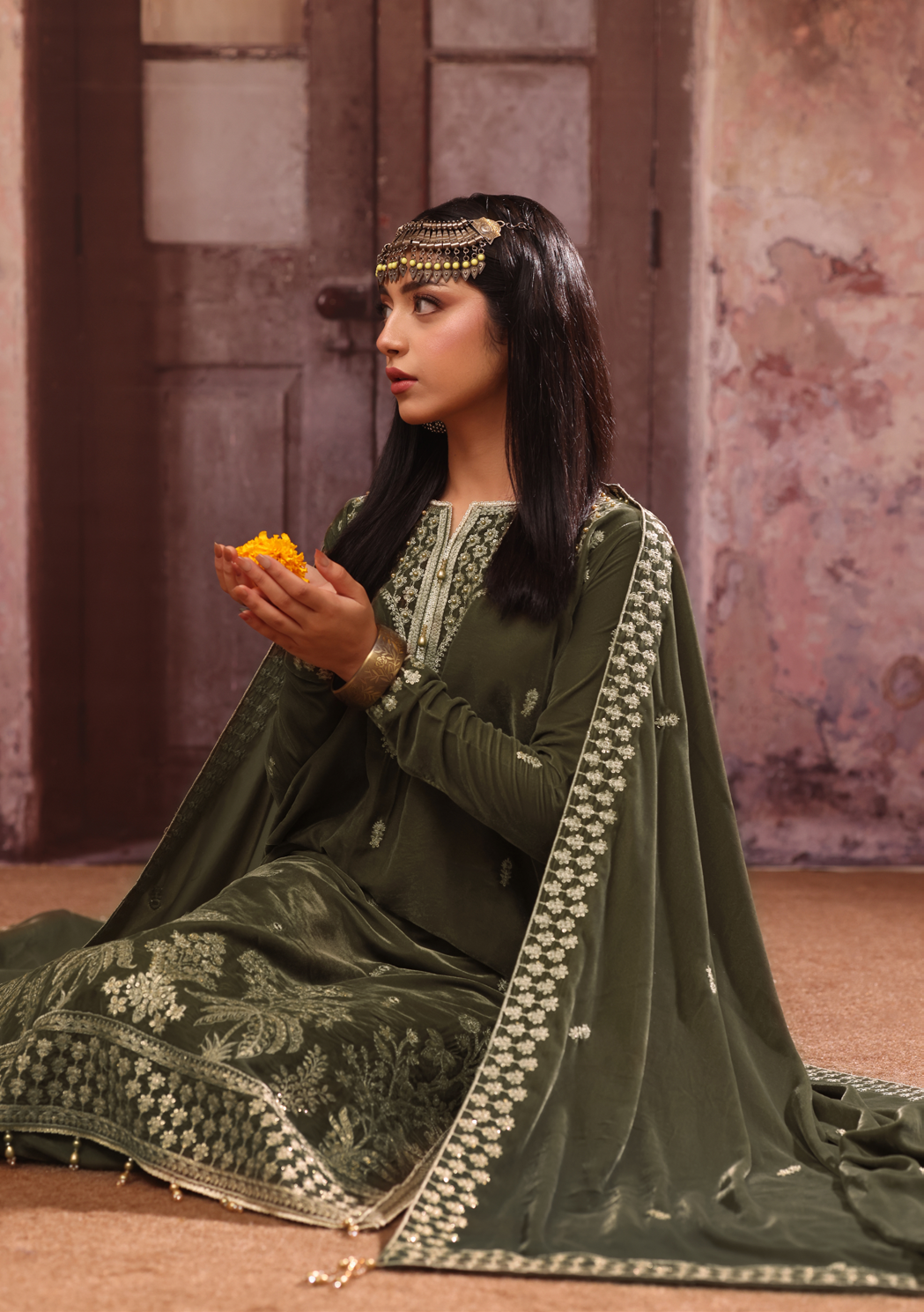 Makhmal By Zarineh Luxury Embroidered Velvet 3PC