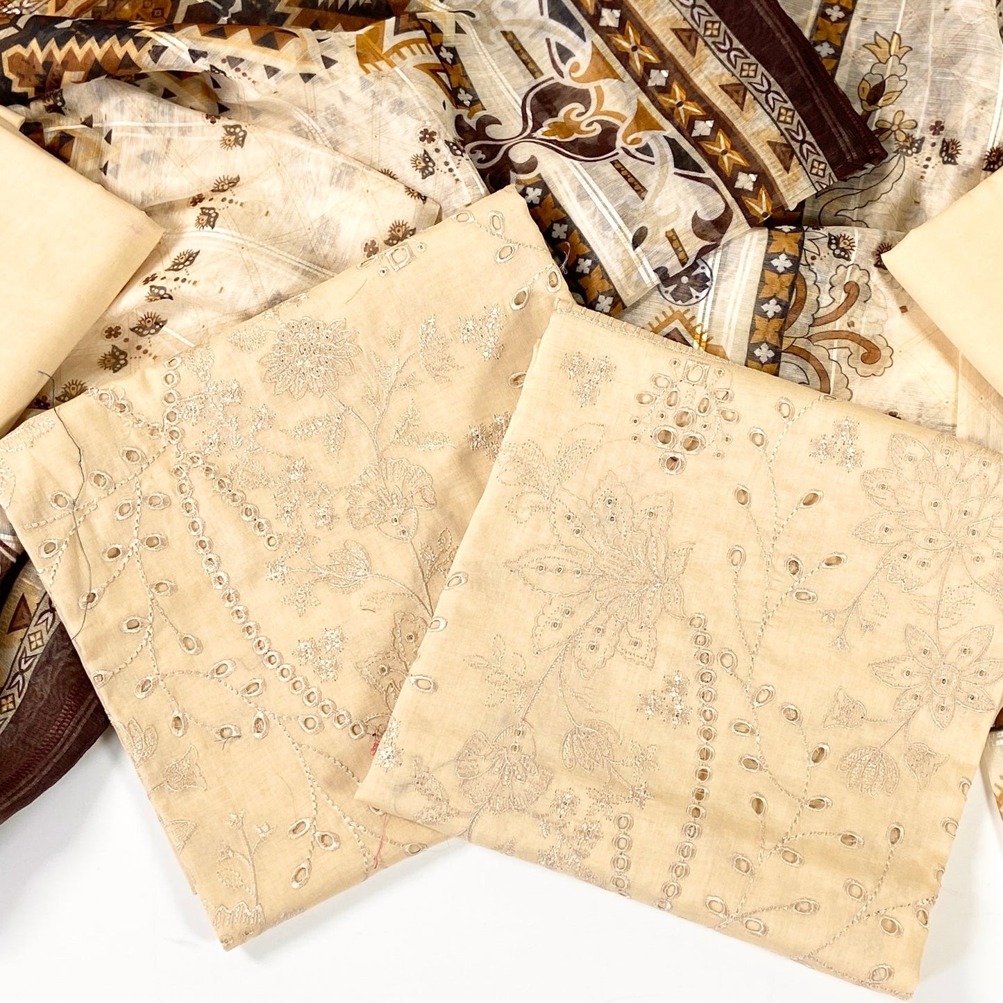 Chikenkari Anaya Noor Lawn 3-PC