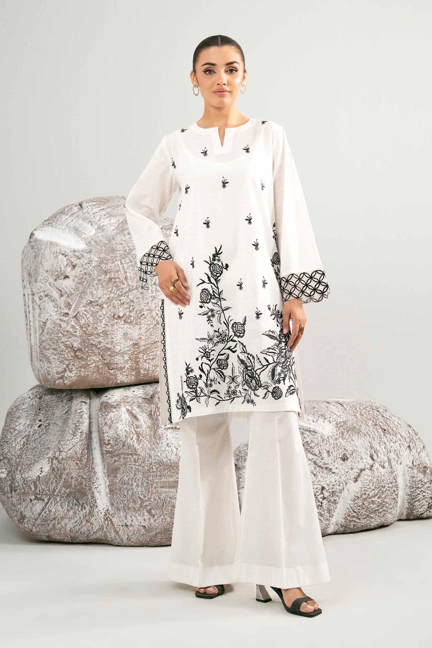 Nishat Digital Printed Lawn 2PC