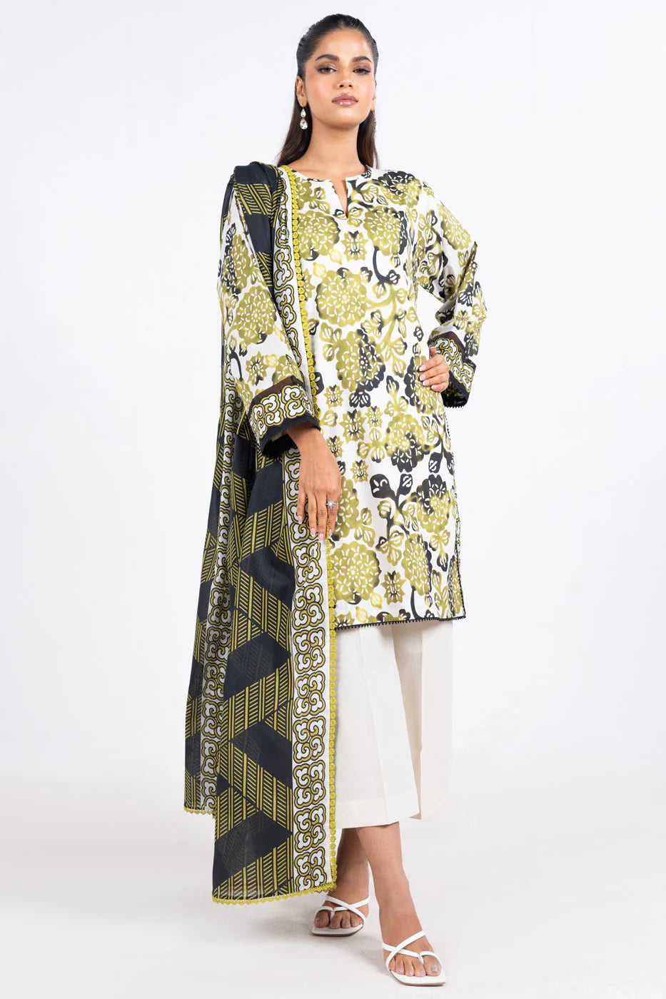 Alkaram Printed Lawn 3-PC