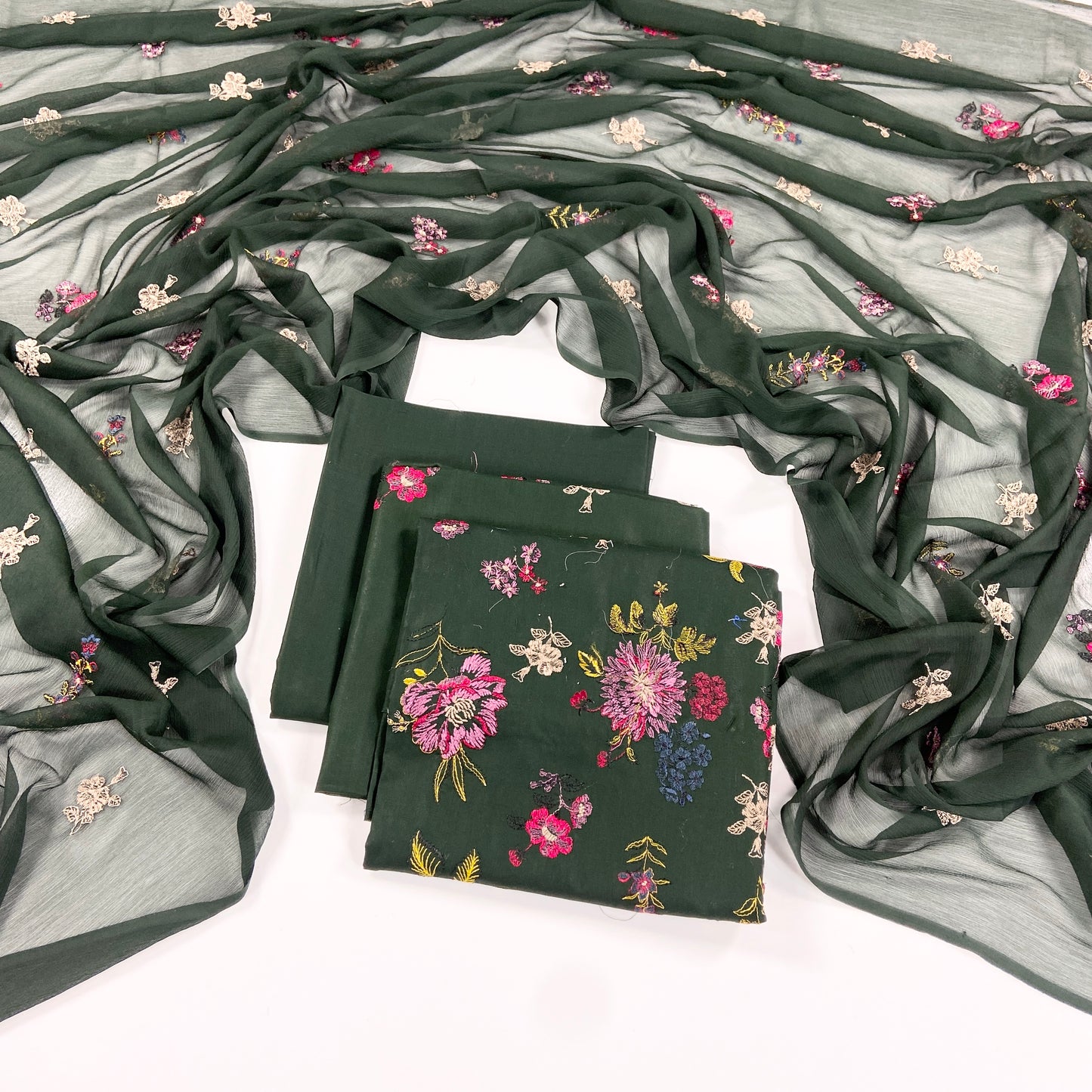 Bareeze Embroidered Lawn 3PC