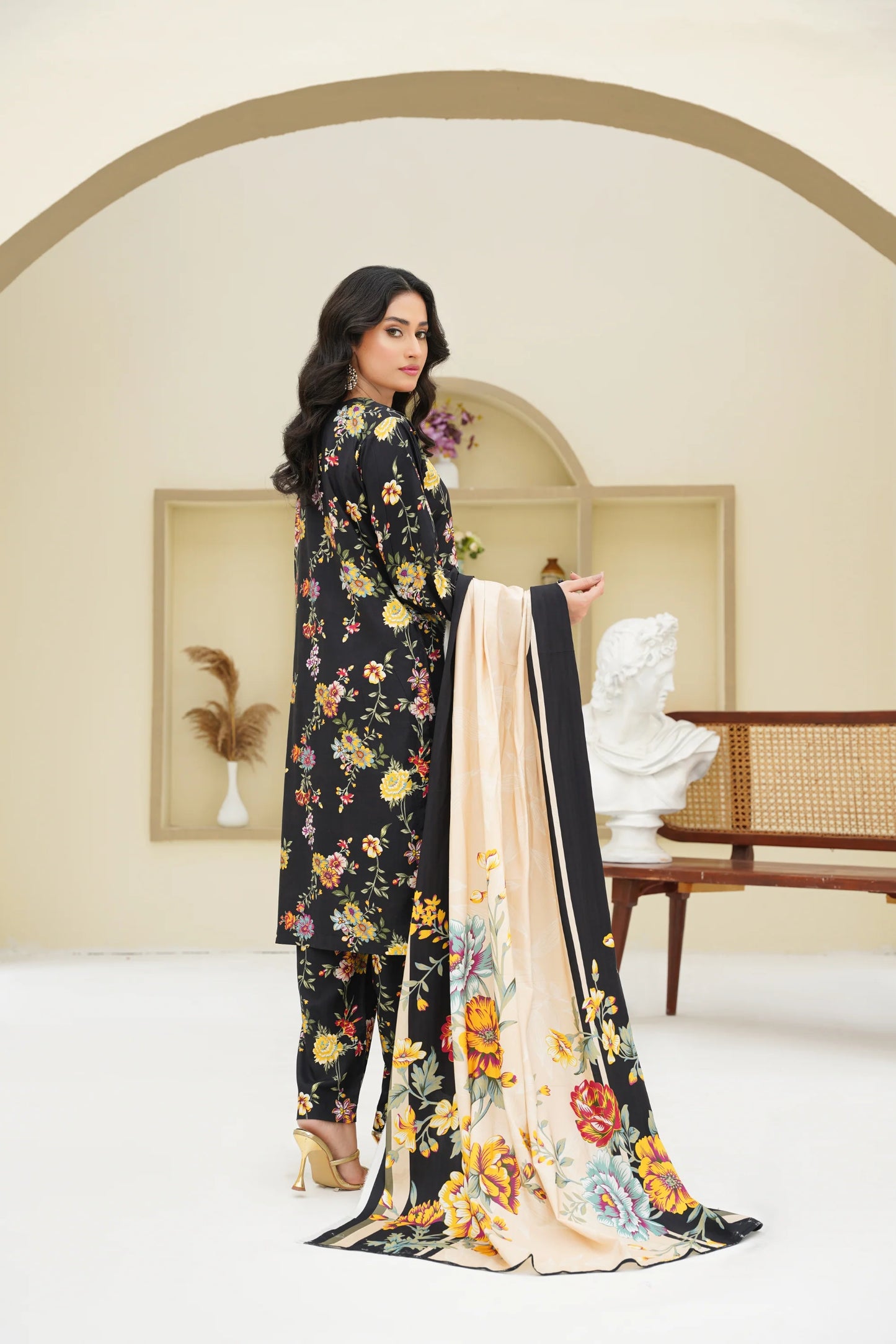 Baroque Printed Linen With Emb Patches 3PC