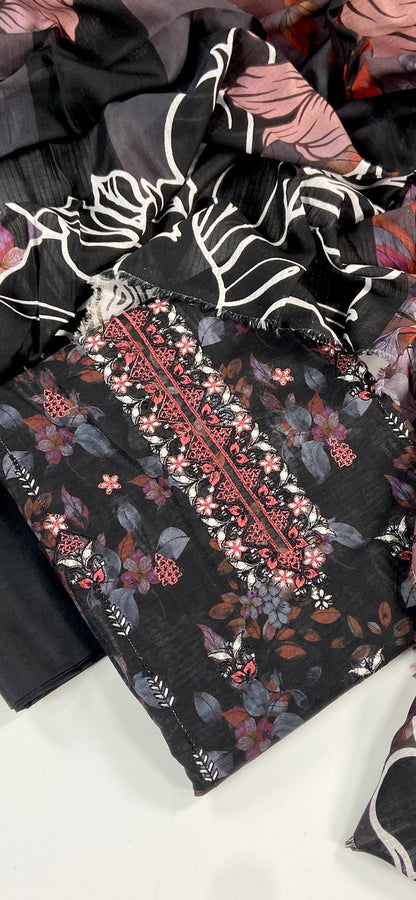Anaya Noor Bana Dora Embroidered Lawn 3PC