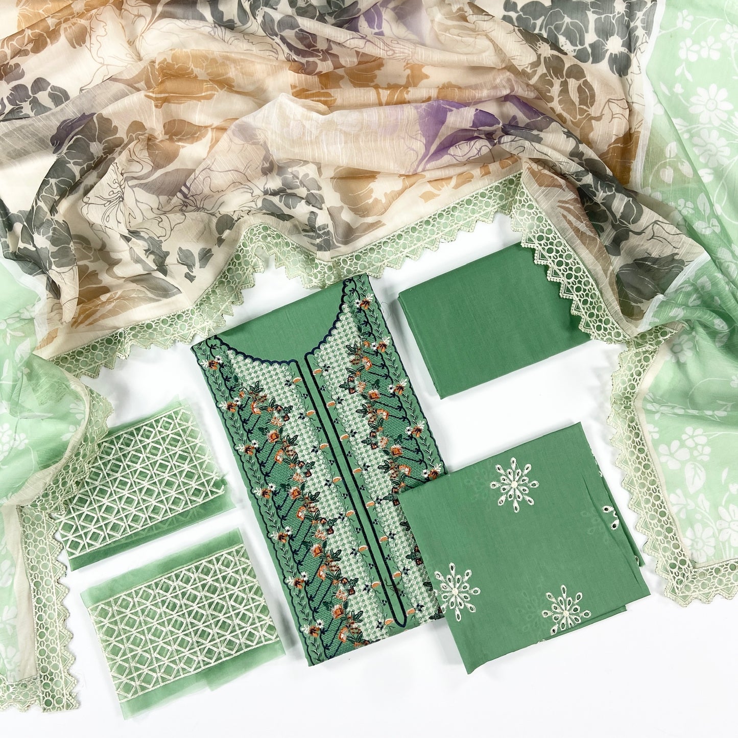 Mushq Luxury Embroidered Lawn 3PC