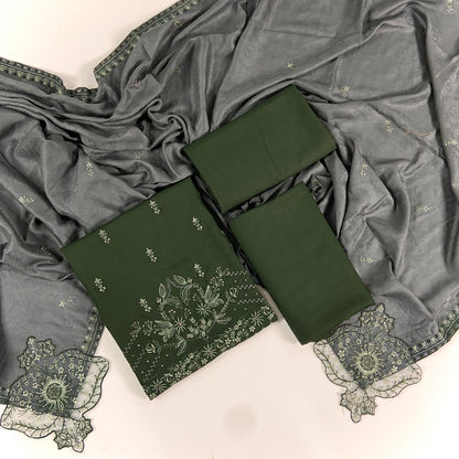 Anaya Noor Embroidered Dhanak 3PC