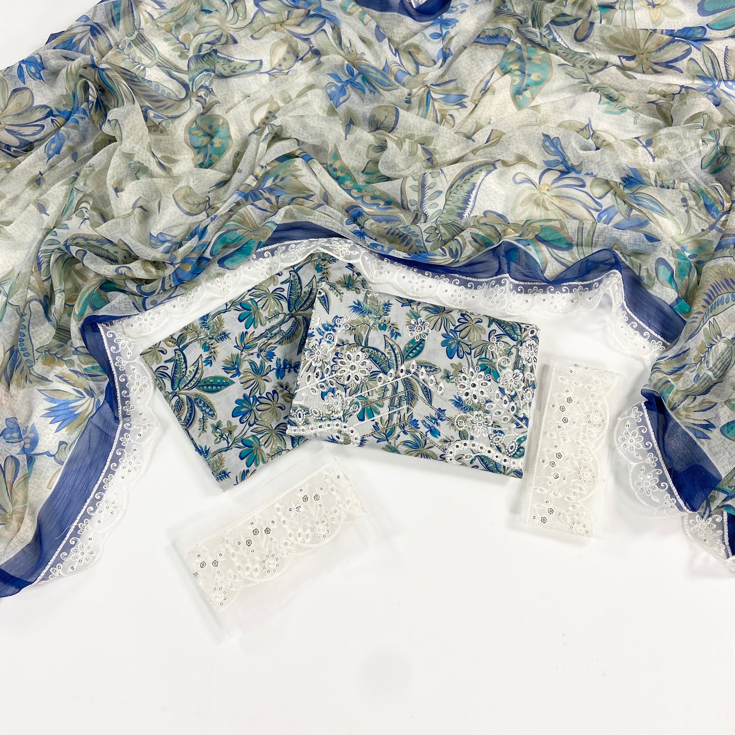 Crimson Embroiderd & Digital Printed Lawn 3PC