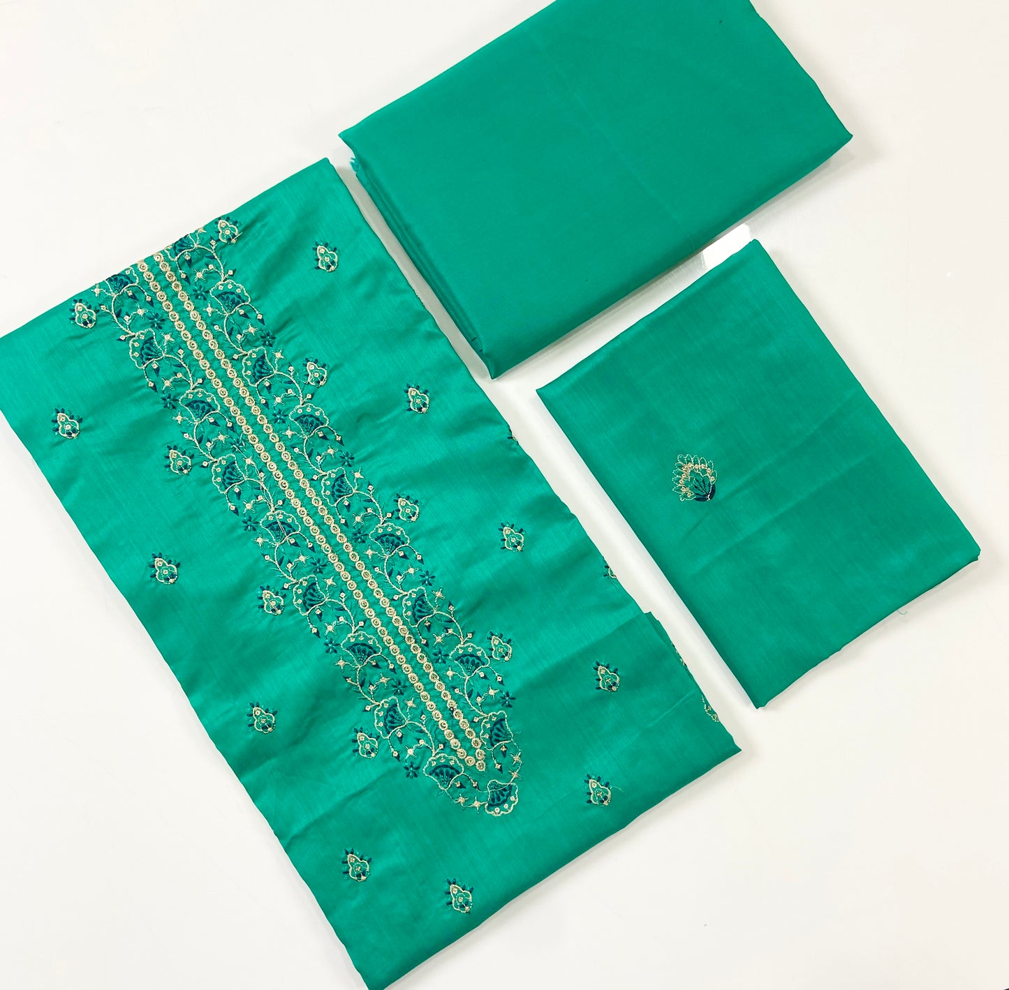 Anaya Noor Emb Viscose 2PC