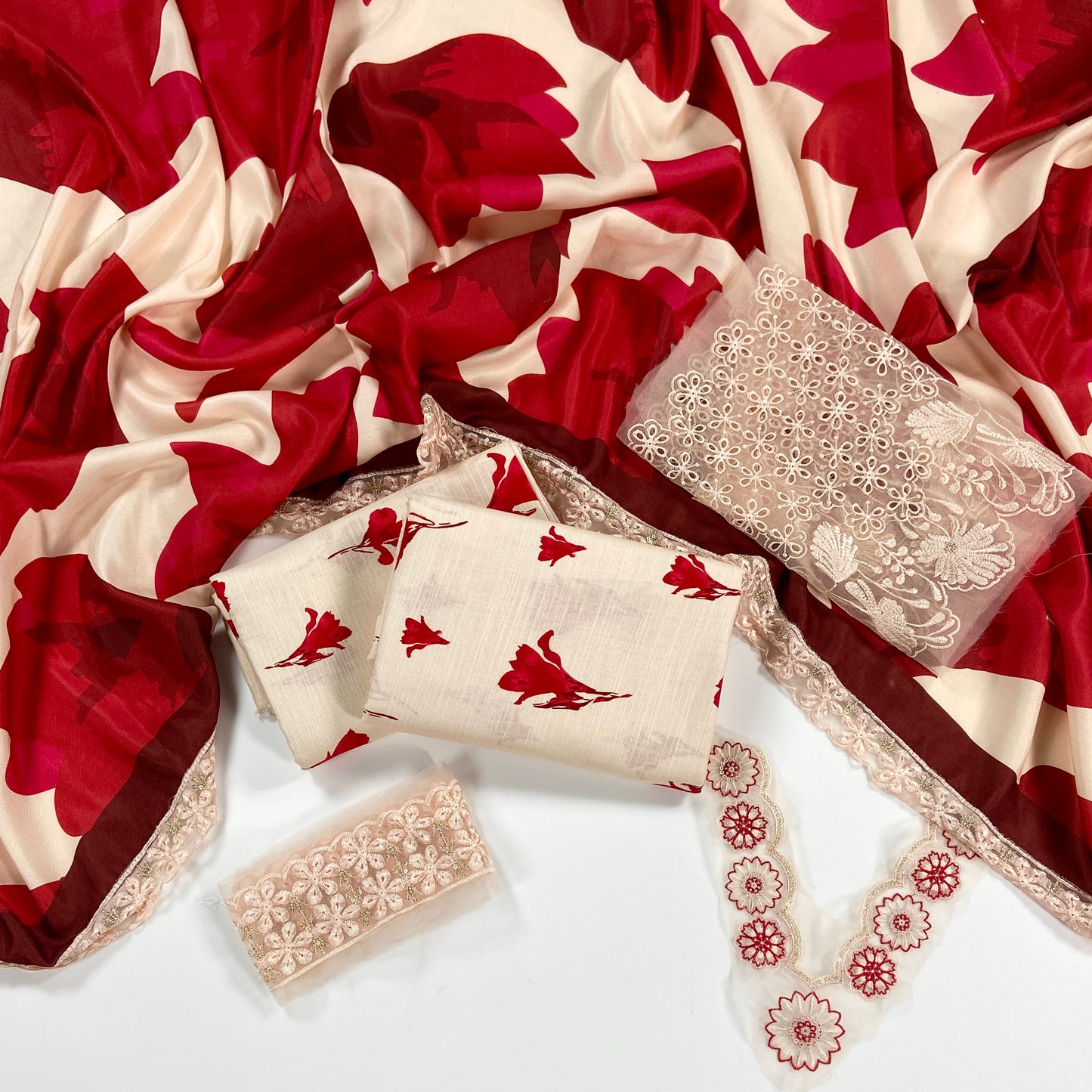 Iznik Printed Slub Khaddar With Emb Patches 3PC