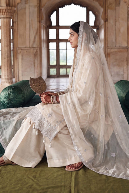 Zebaish By Dressline Luxury Un-Stitched Sheesha Silk Volume 3PC