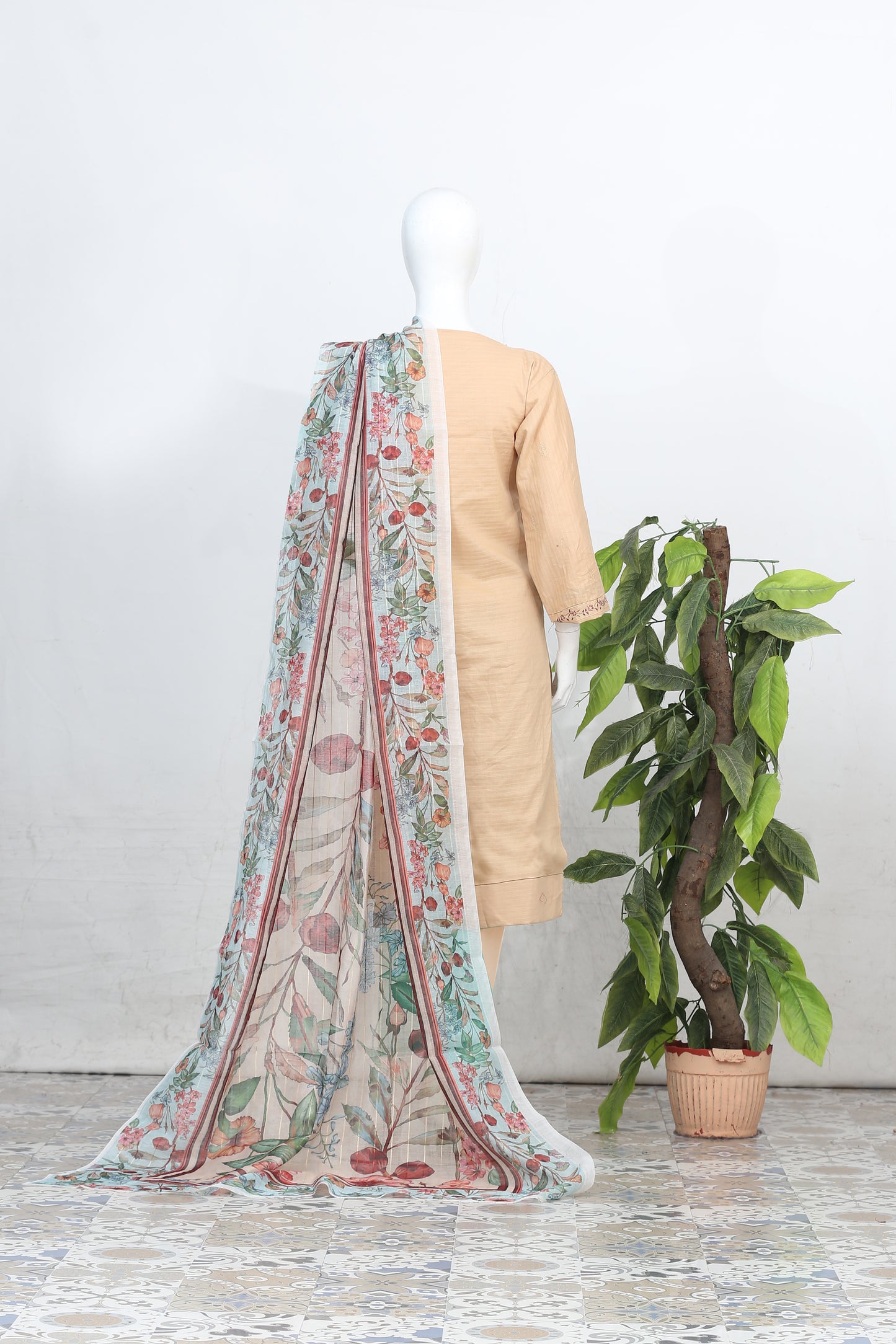 Zarqash By Anaya Noor Emb Lawn 3-PC