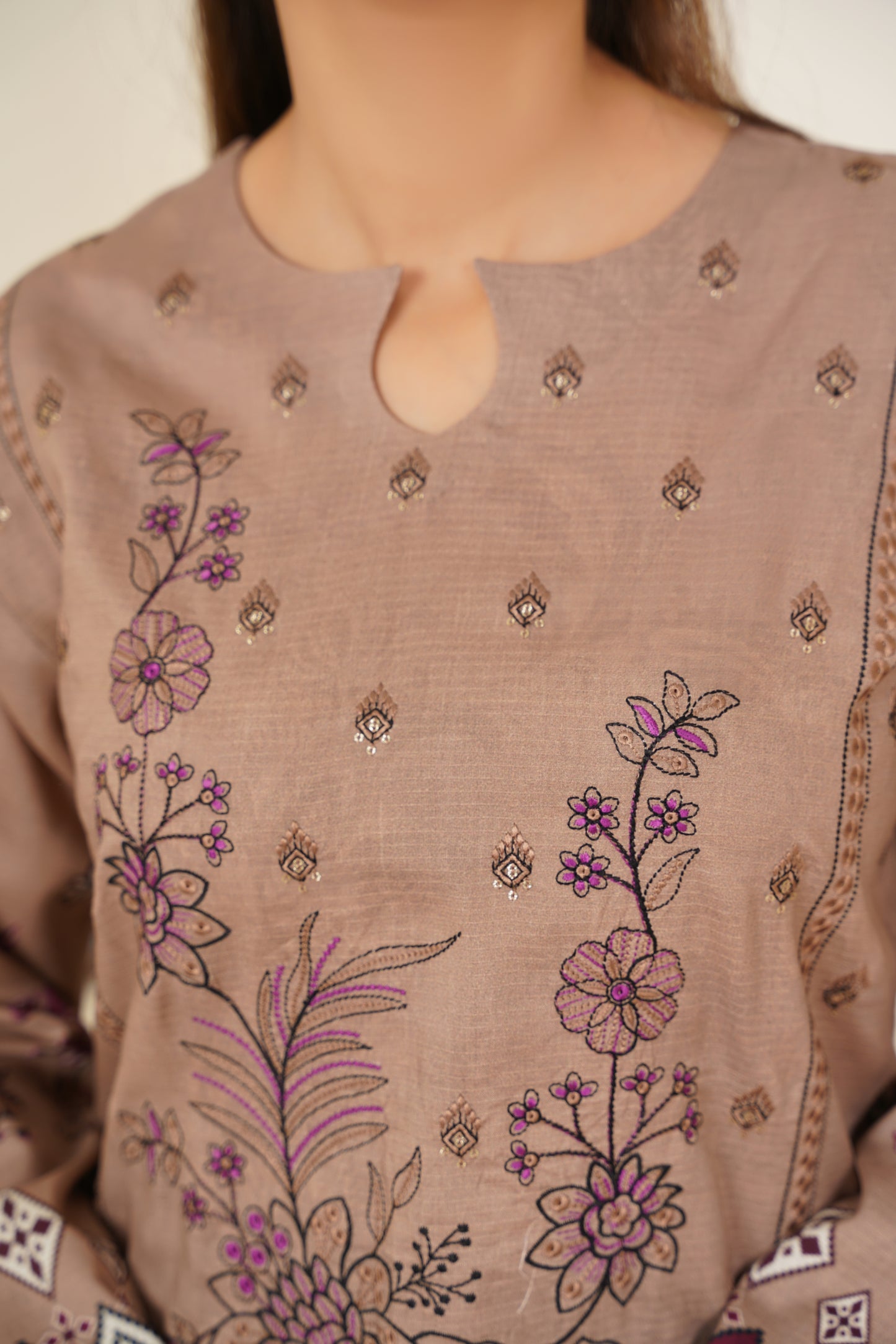 Riwayat-e-Sardi By Anaya Noor Emb Linen 3PC