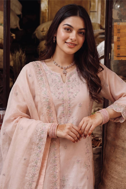 Fatima Bano By Dastak Luxury Emb Lawn Volume 3PC