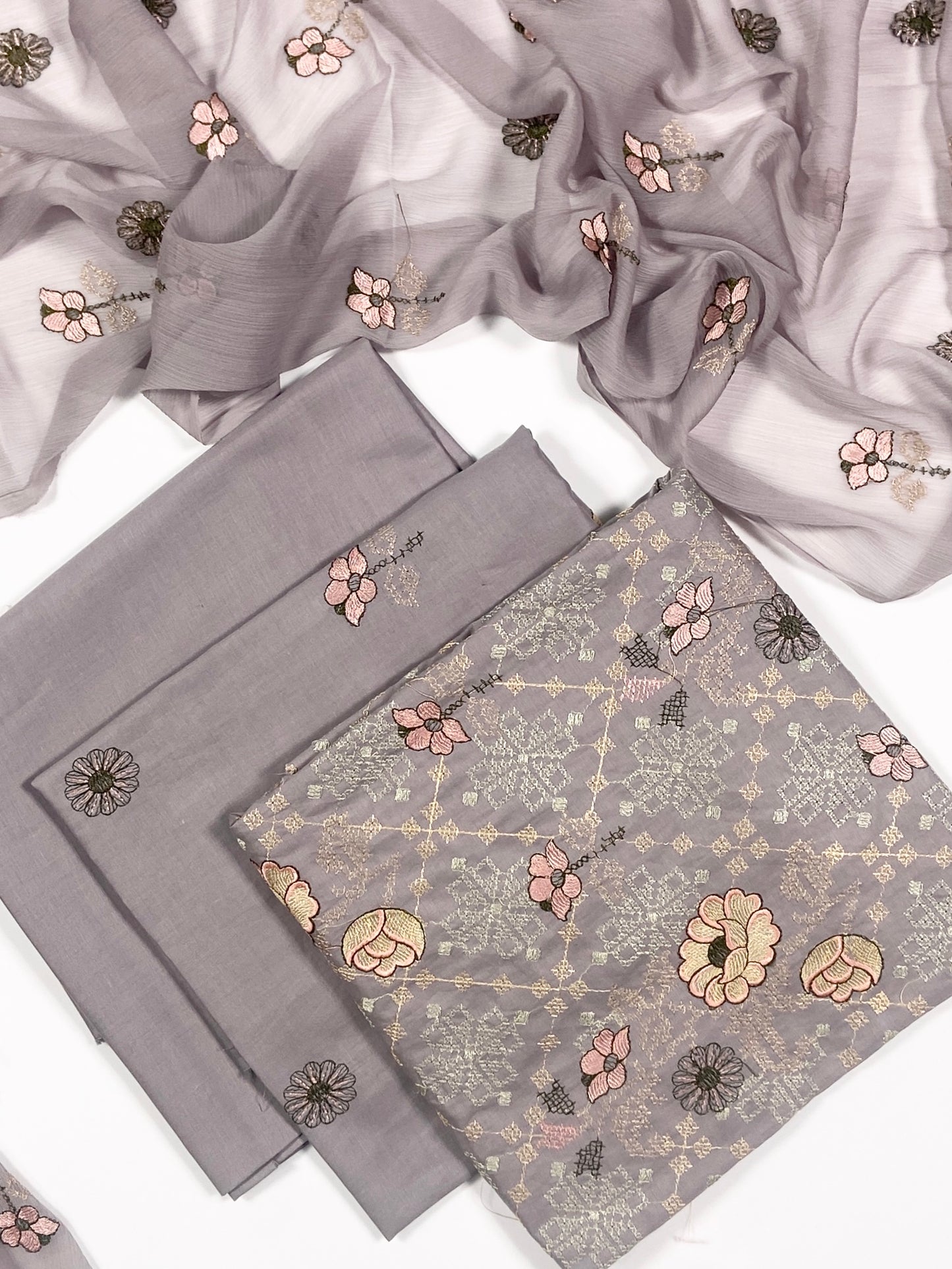 Bareeze Embroidered Lawn 3PC