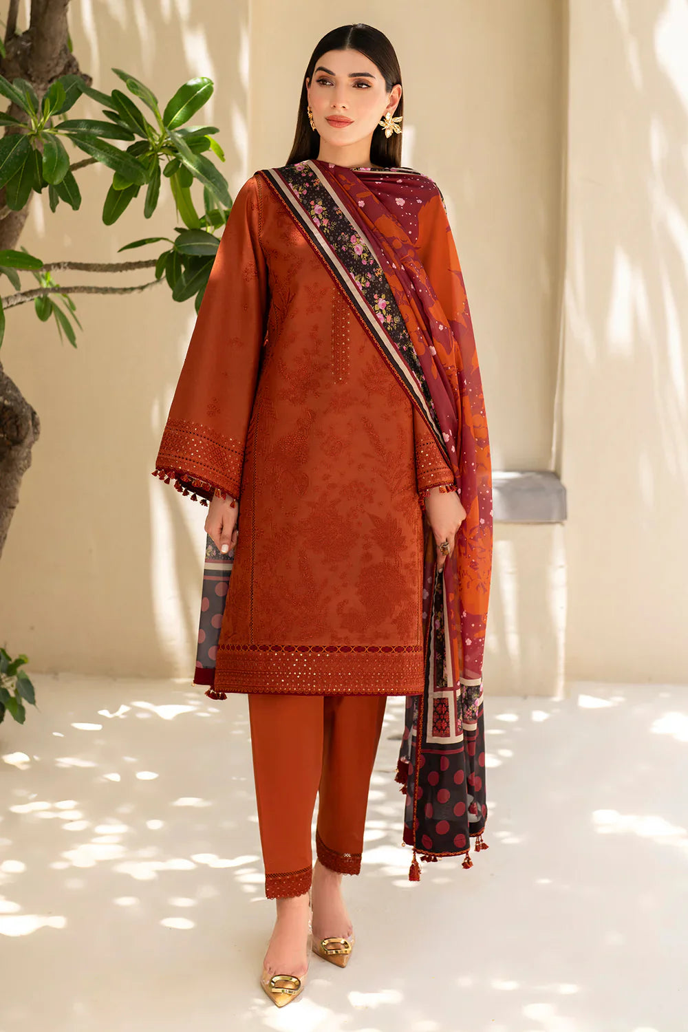 Jazmin Heavy Emb Luxury Lawn 3PC