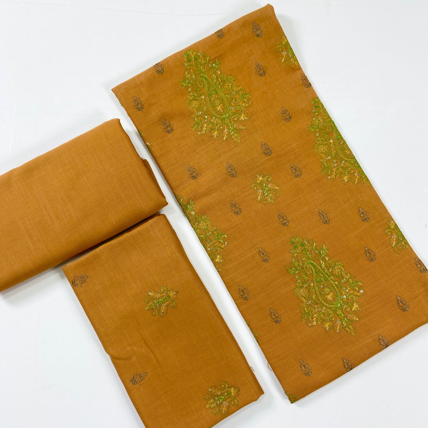 Bareeze Emb Khaddar 2PC