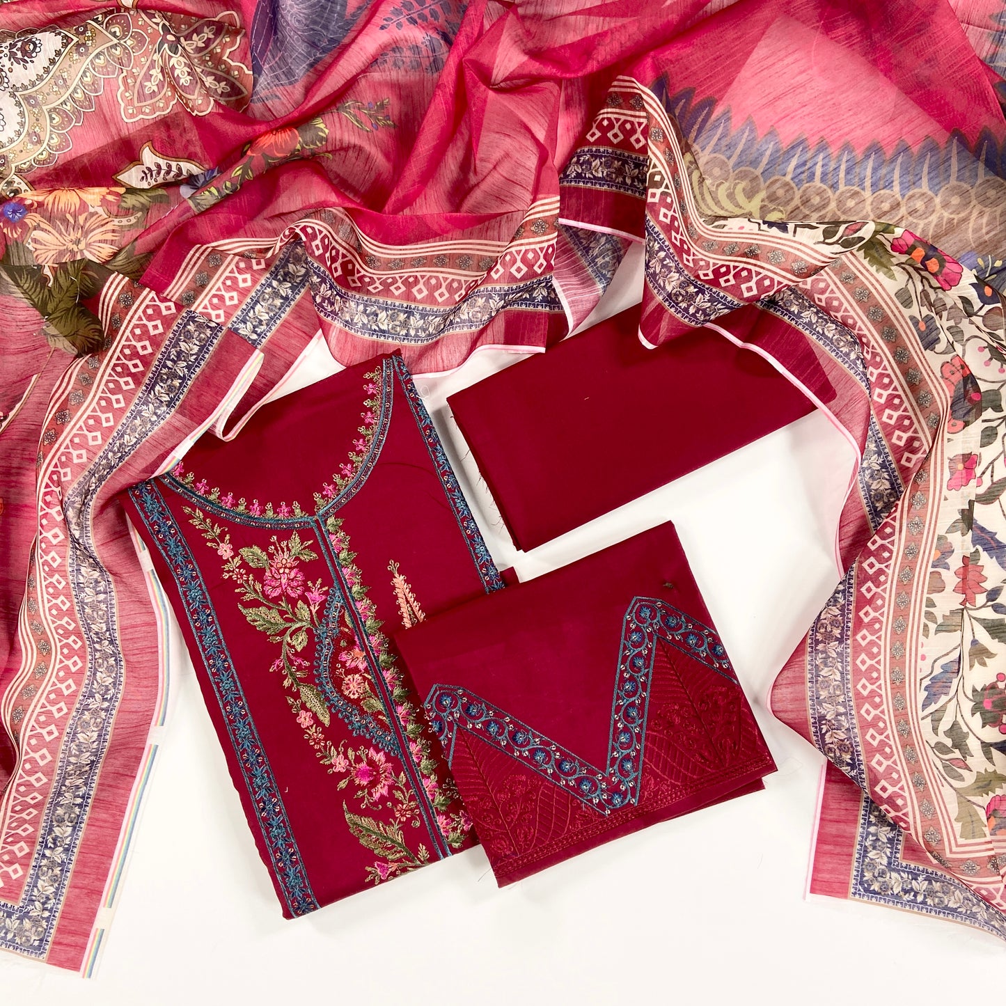 Maria B Embroidered Lawn 3PC