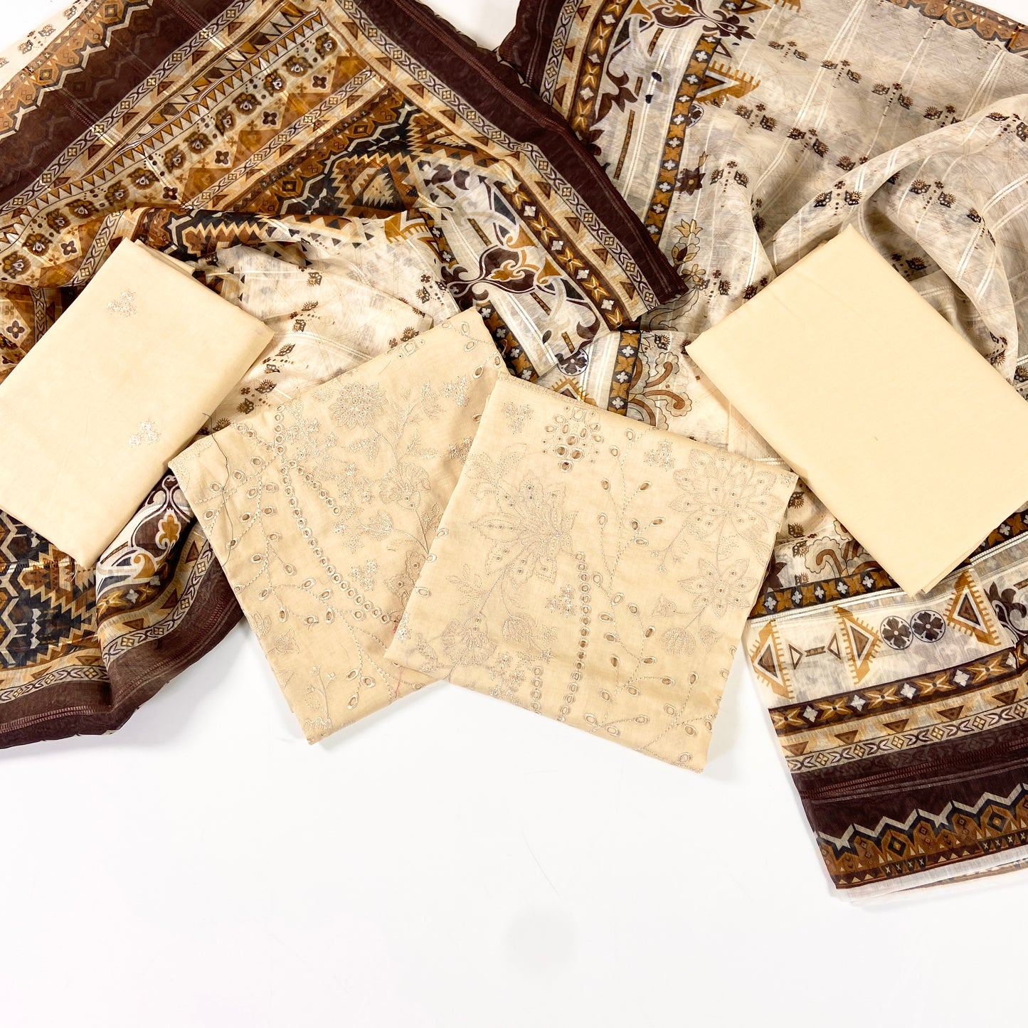Chikenkari Anaya Noor Lawn 3-PC