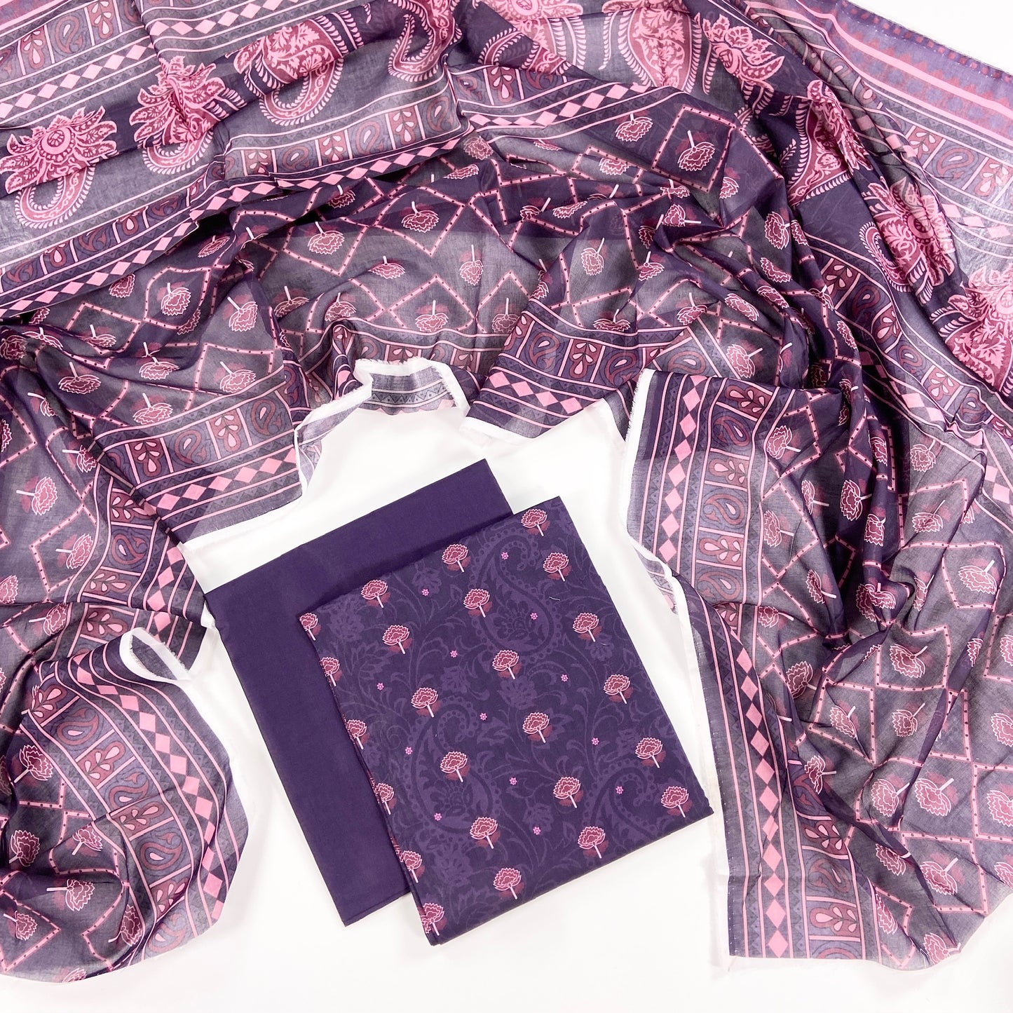 Nishat Digital Printed Lawn 3PC
