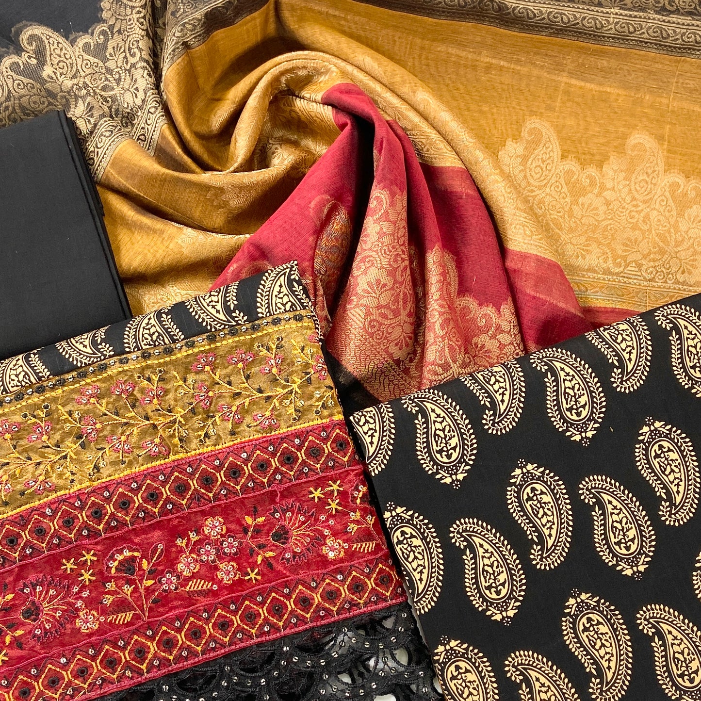 Satrangi By Anaya Noor Emb Lawn 3-PC